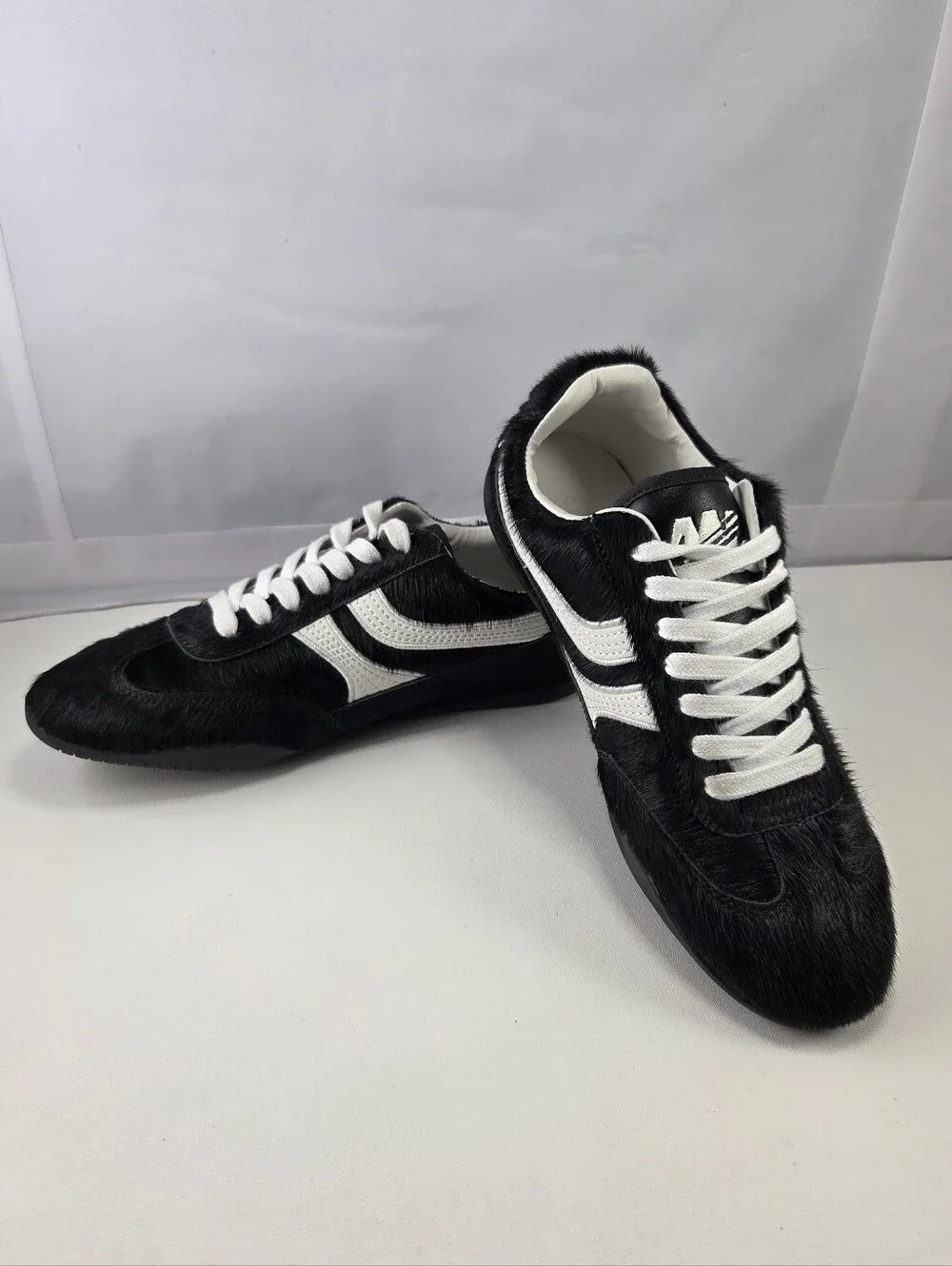 Steve Madden Dobson Black Calf Hair Sneakers Size 7